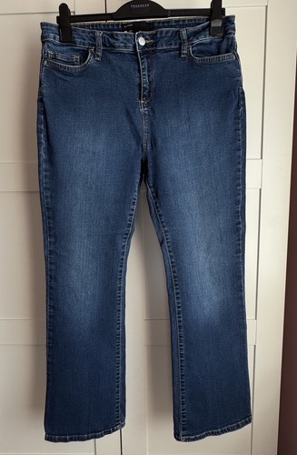 Very bootcut jeans size - v,