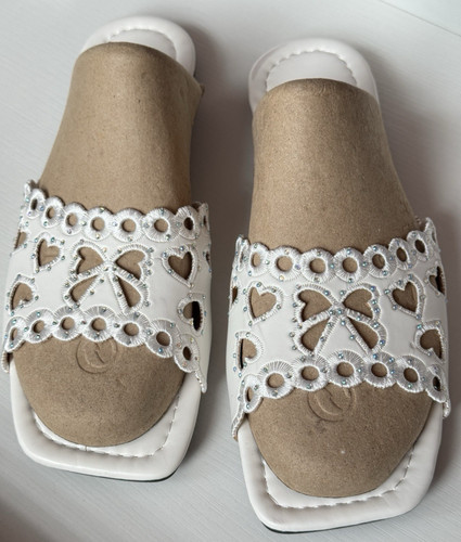 White flats cut out - flats,